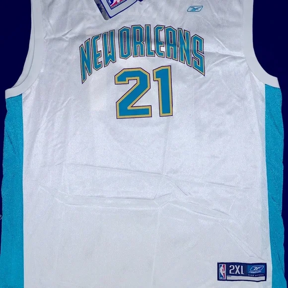 SOLD NWT Reebok Jamaal Magloire New Orleans Hornets #21 White Home Jersey 2XL - Picture 4 of 7